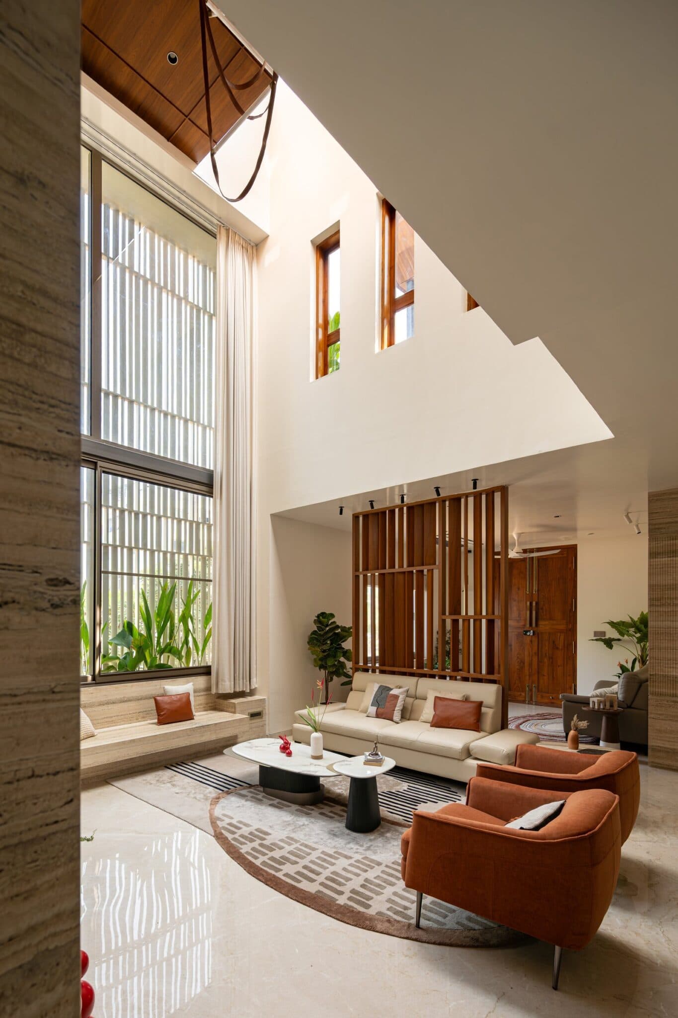 Jupiter House: A Hyderabad Residence Composed in Stone, Light, and Sequence