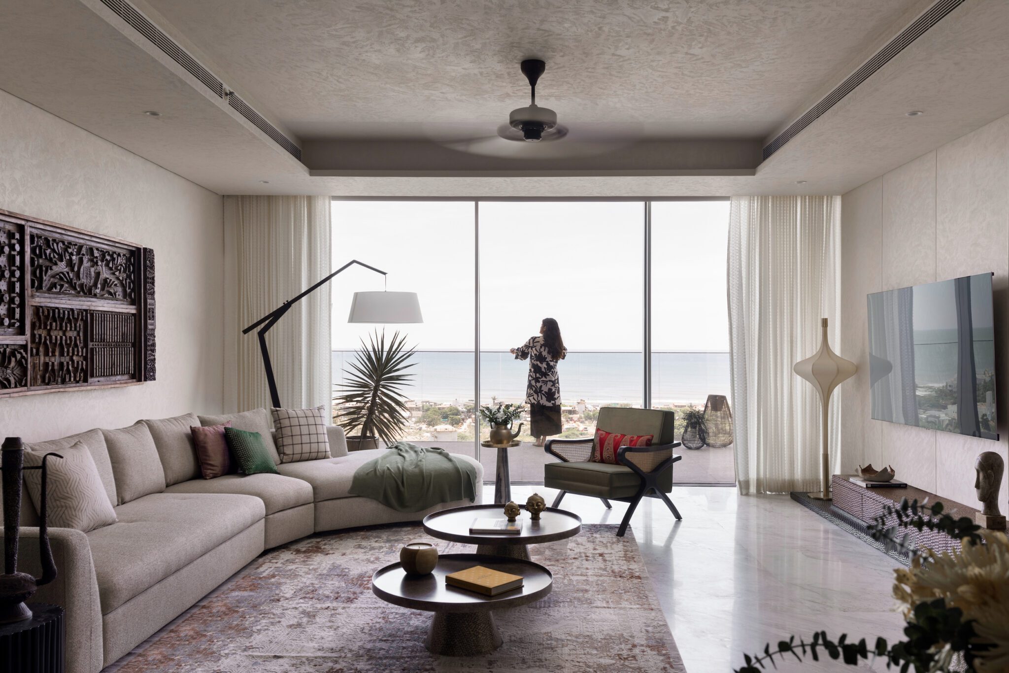Where Ocean Serenity Meets Heritage-Rich Design and Coastal Luxury: Palindrome Spaces’ 5,000-Square-Foot Chennai Penthouse — , 