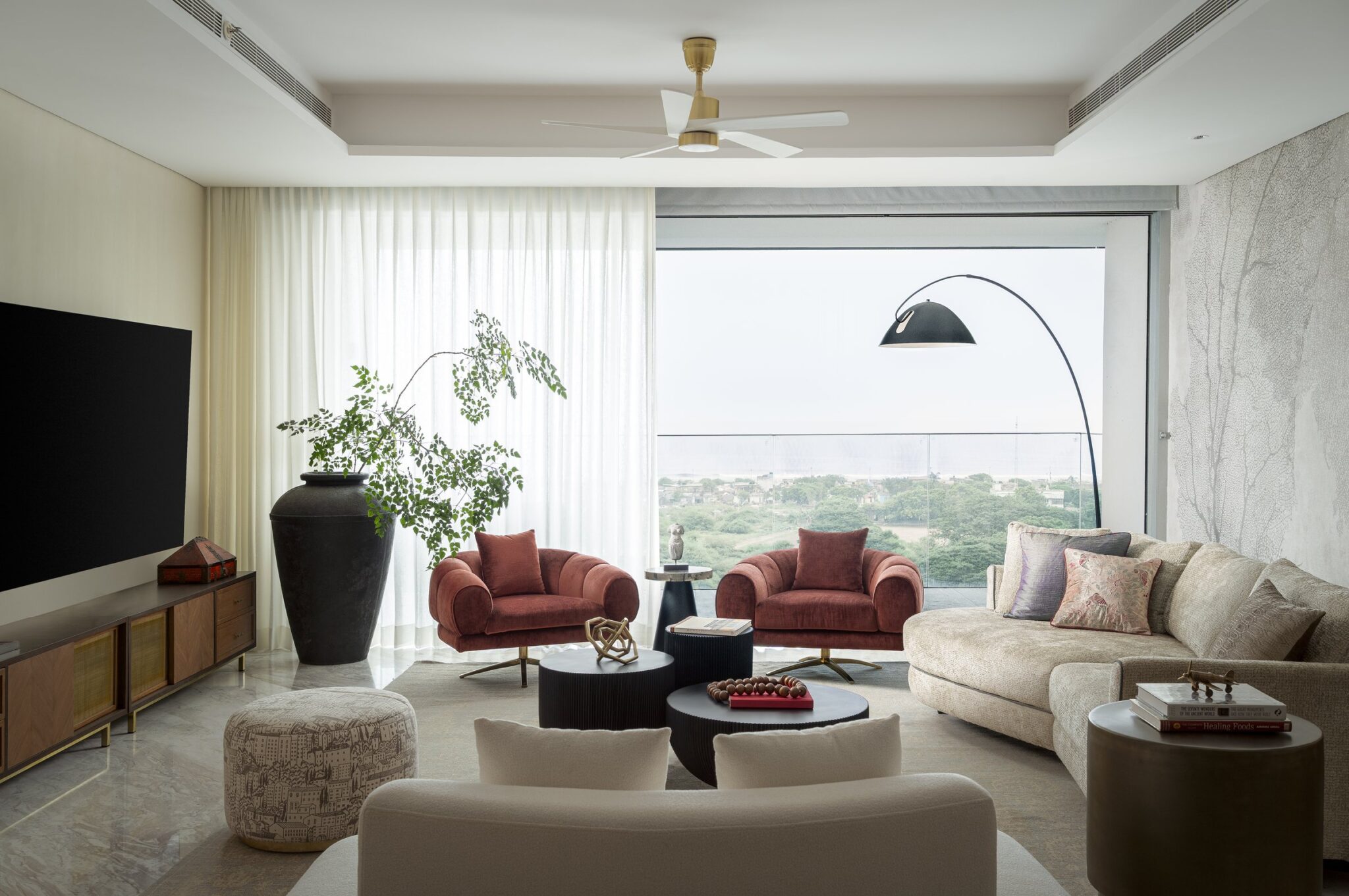 Sunrise over Sea: A Chennai Apartment That Lives at the Edge of the Coast — Tall Storeys Collaborative, Chennai, Tamil Nadu