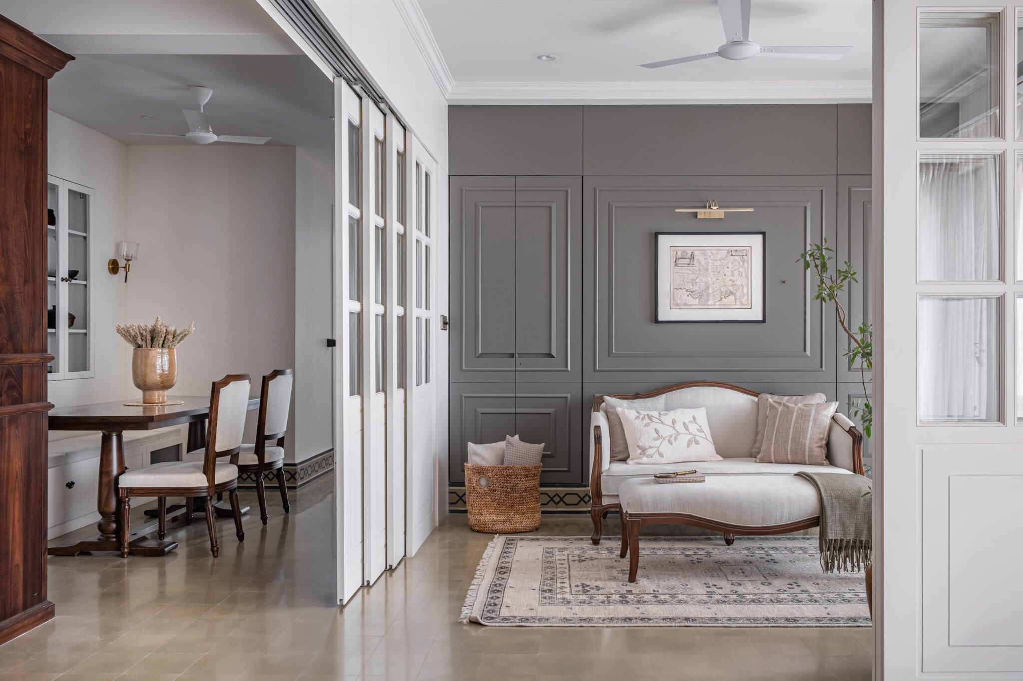 A modern island of nostalgia with Hipcouch: The confluence of artistic heritage and contemporary design in a high-rise Mumbai apartment — Hipcouch, Parel, Mumbai