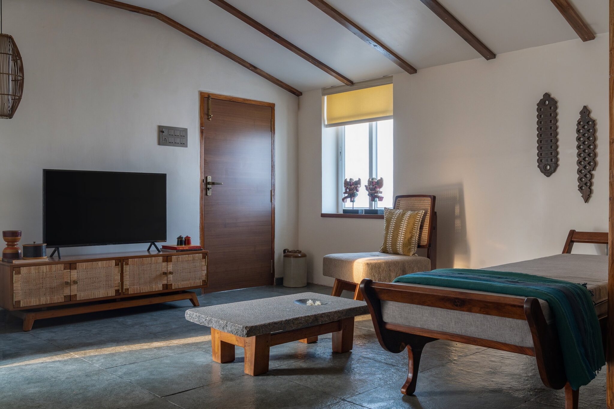 IDAM: A 594-Square-Foot Studio in Chennai Where Craft Carries the Argument — Four Brick Architecture, Chennai