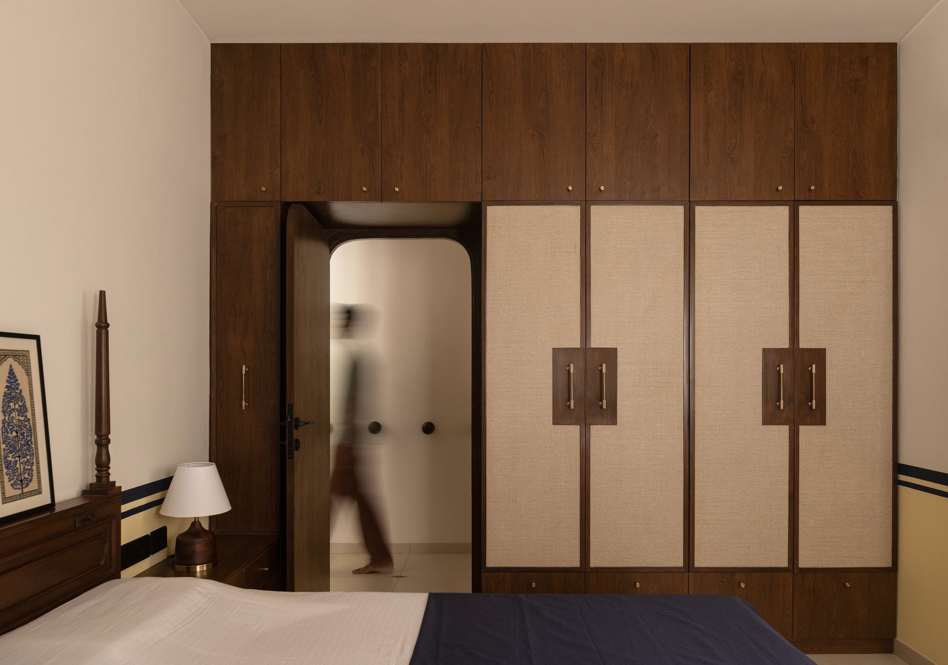 The reverse view of the wardrobe elevation, revealing the discipline of its proportions